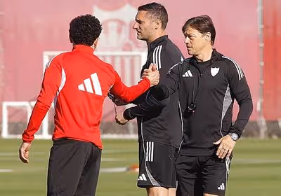 Almeyda podrá meter la tijera a la defensa del Sevilla FC ante el Valencia